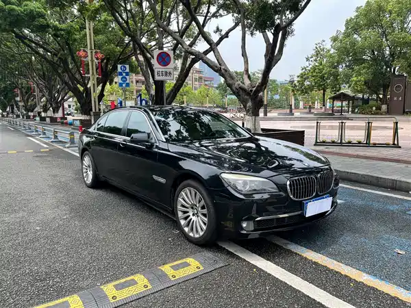BMW 7 Series 2012