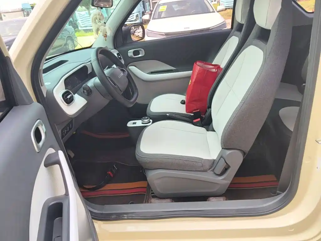 Geely Galaxy Panda 2025 — фото 15