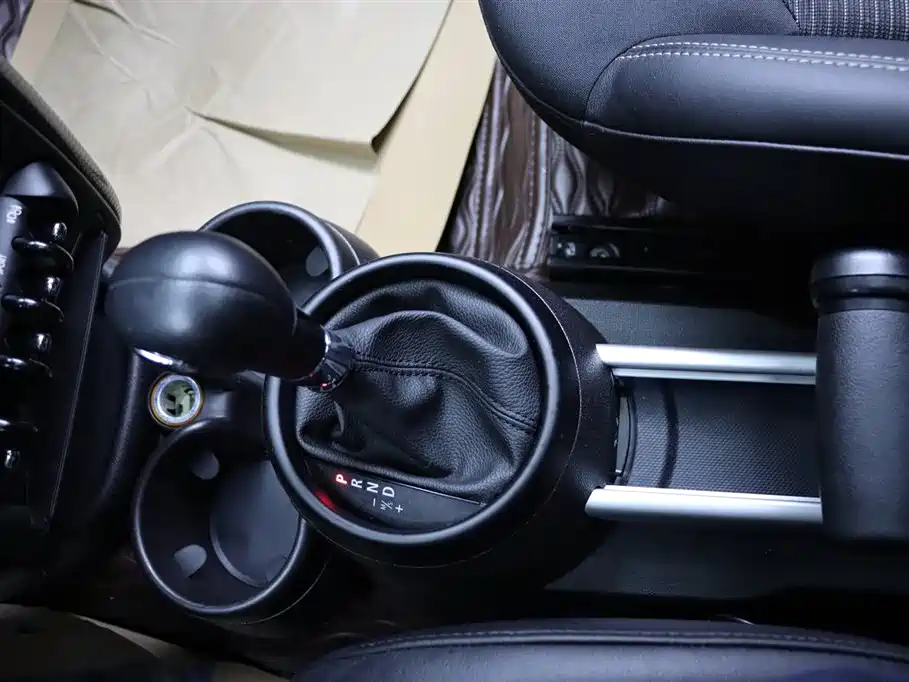 MINI Countryman 2014 — фото 10