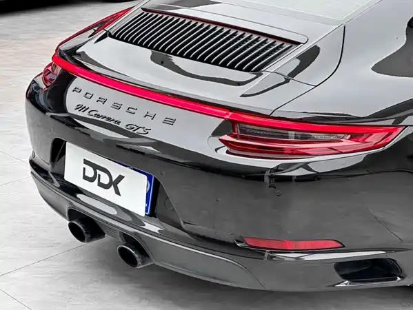 Porsche 911 2019