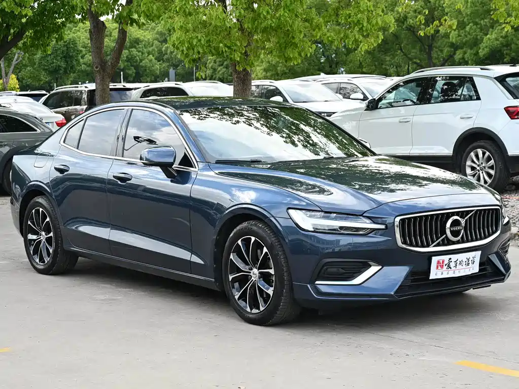 Volvo S60 2020 — фото 8