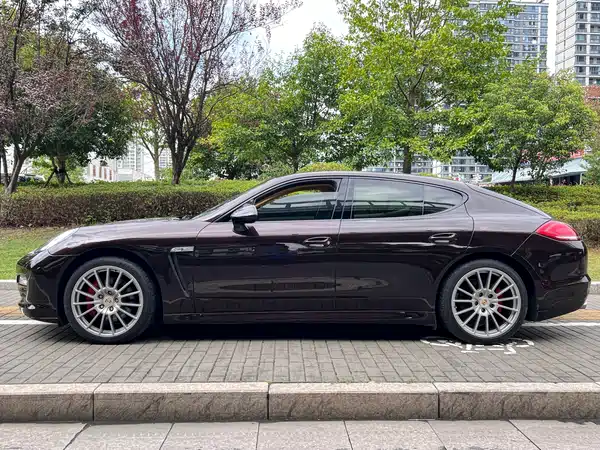 Porsche Panamera 2011
