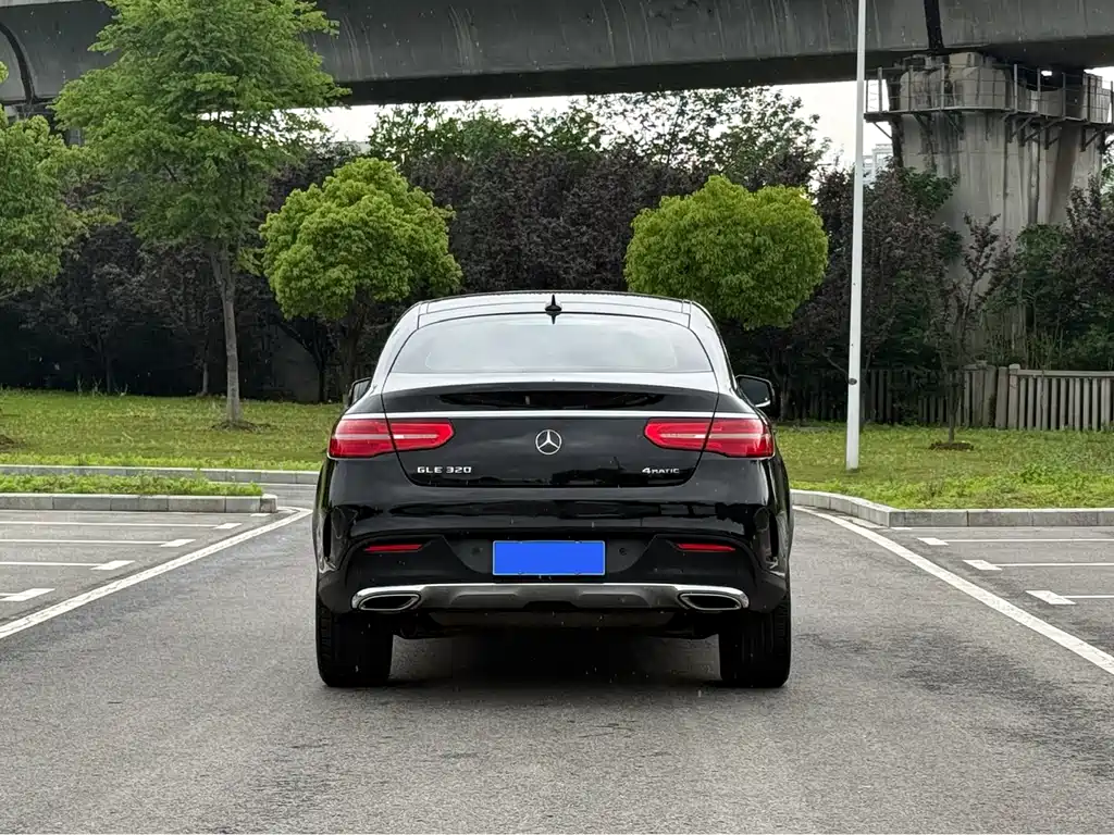 Mercedes-Benz GLE Coupe 2017 — фото 5