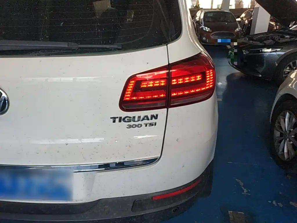 Volkswagen Tiguan 2016 — фото 8