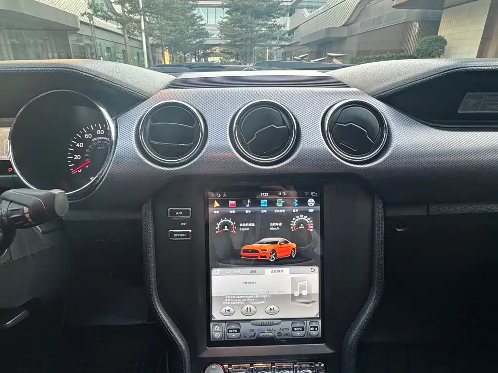 Ford Mustang 2015 — фото 15