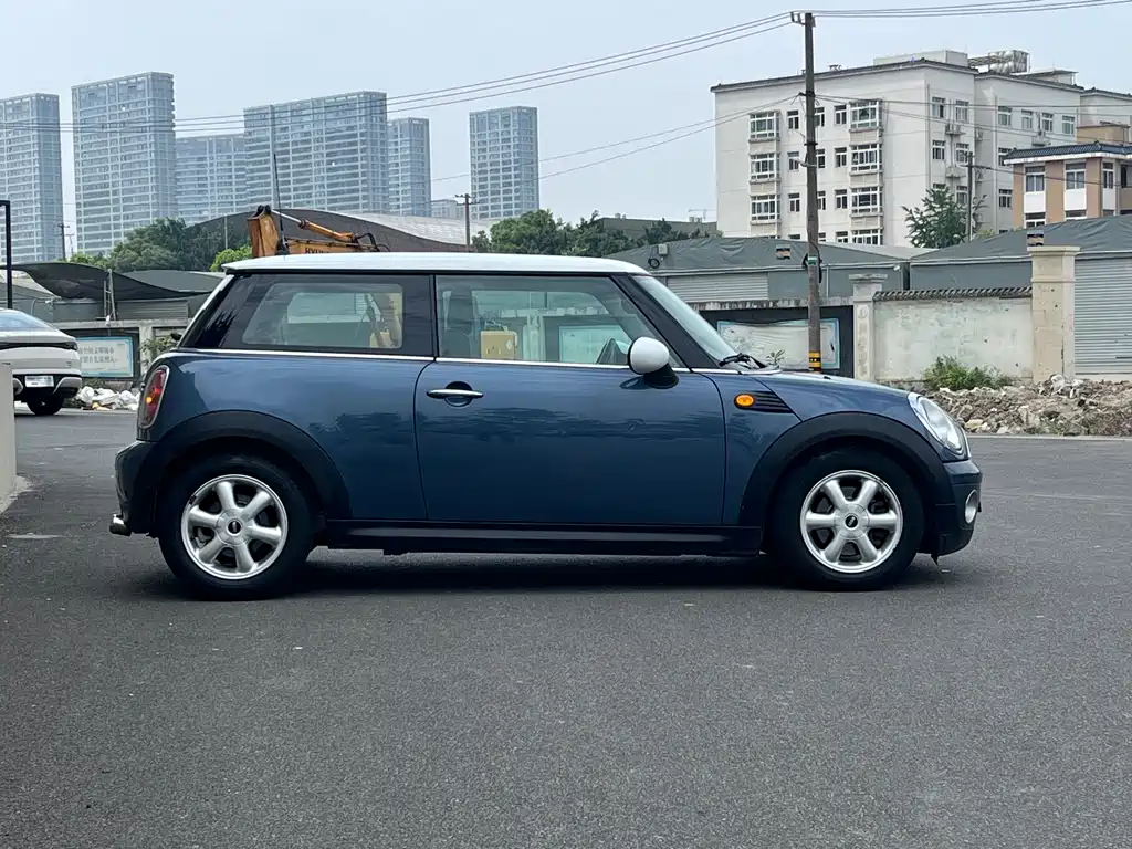 MINI Mini 2010