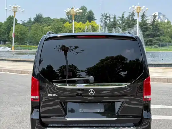 Mercedes-Benz V-Class 2021