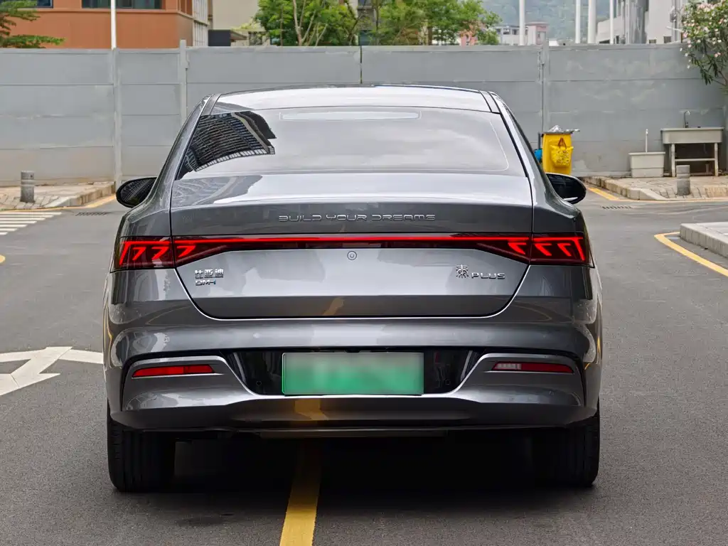 BYD Qin PLUS 2022 — фото 13