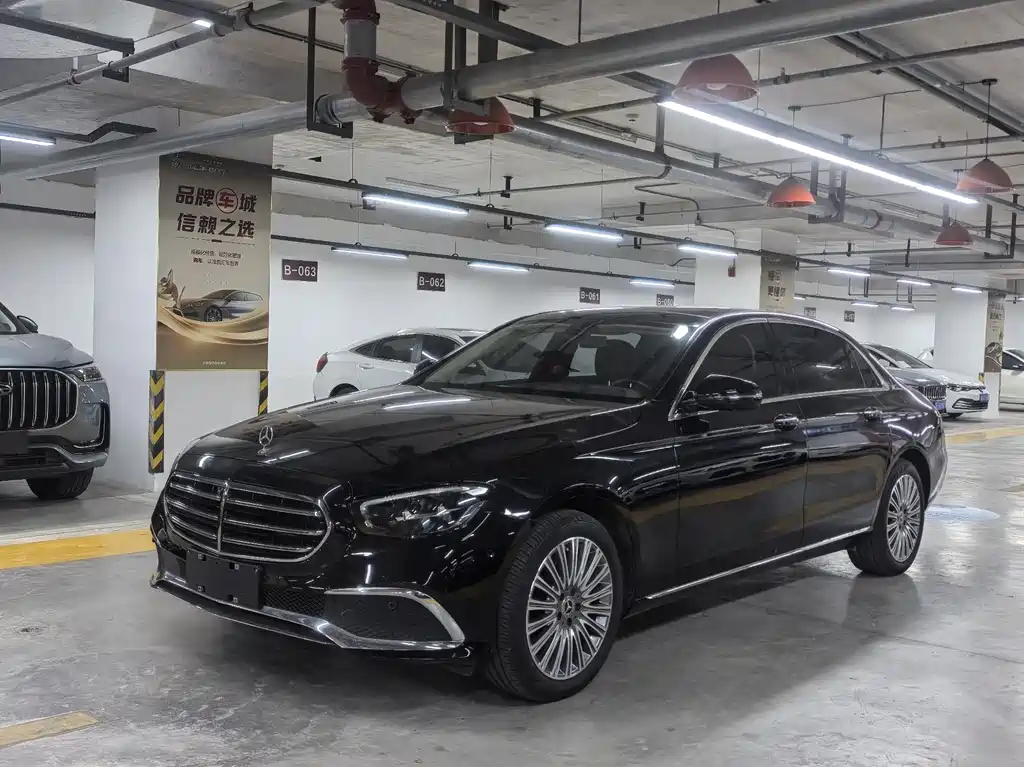 Mercedes-Benz E-Class 2023