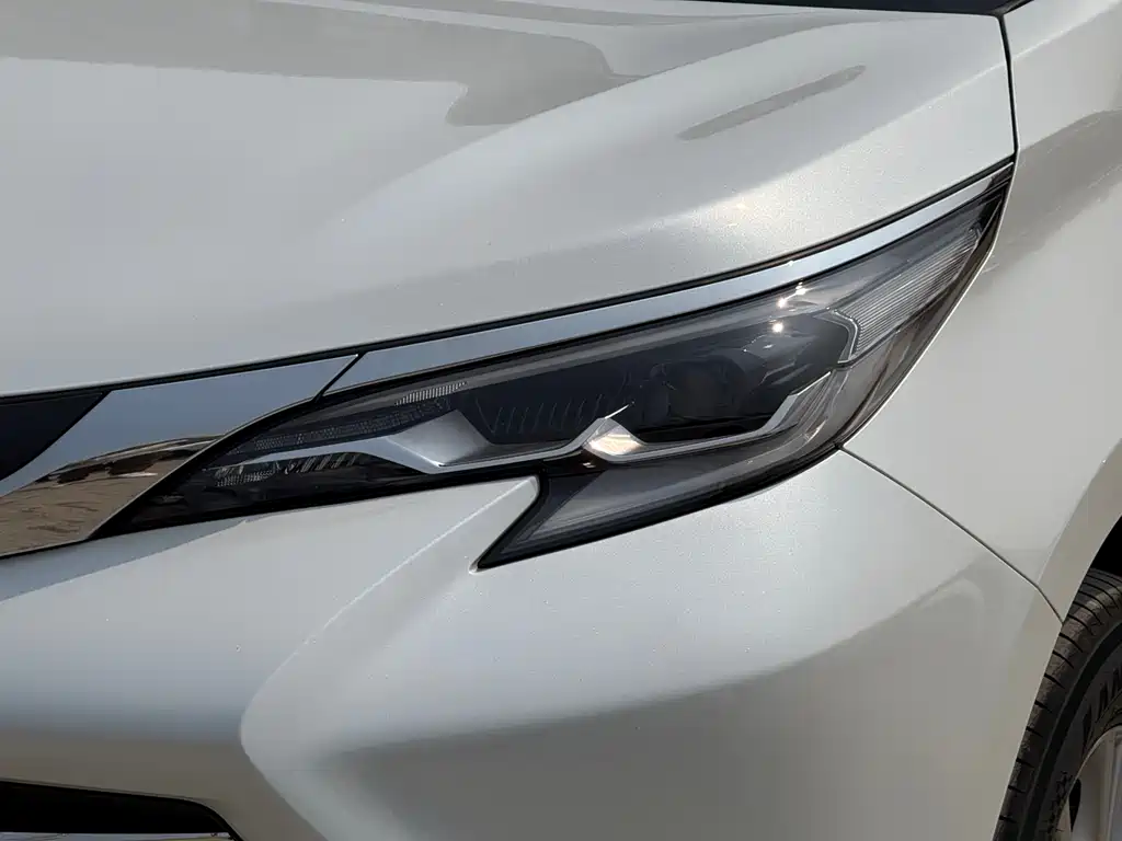 Toyota Sienna 2022 — фото 4