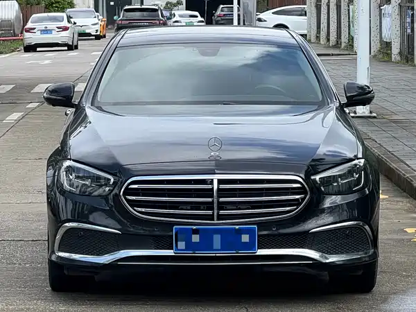 Mercedes-Benz E-Class 2023
