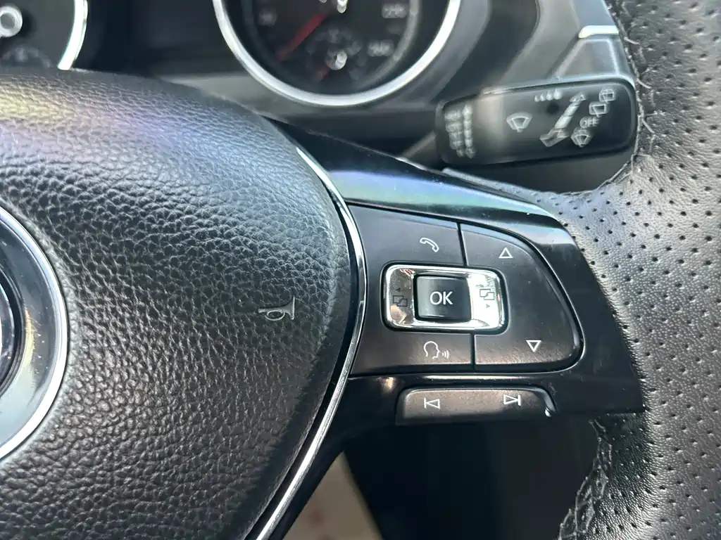 Volkswagen Tiguan L 2017 — фото 24