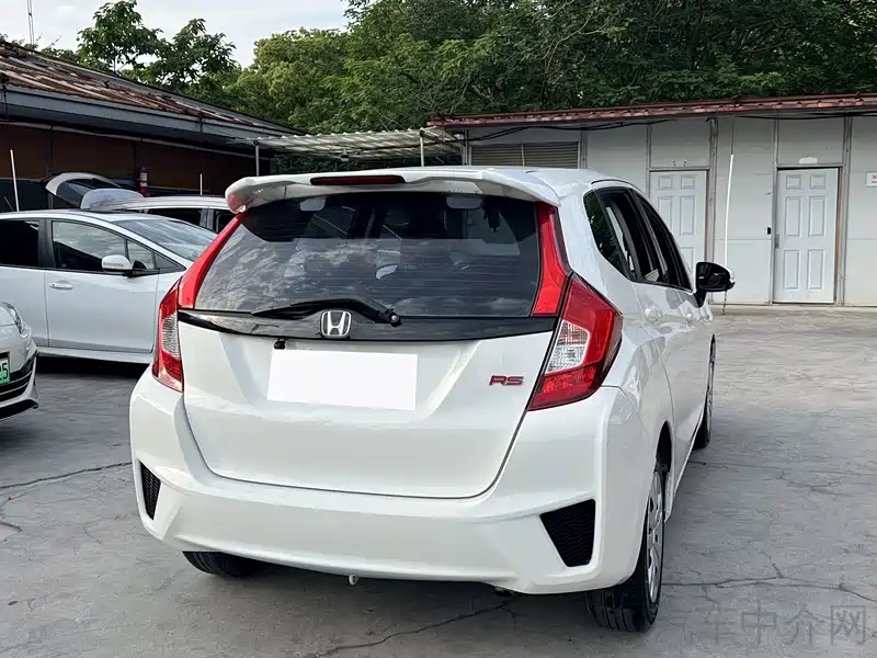 Honda Fit 2016 — фото 12