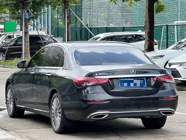 Mercedes-Benz E-Class 2023