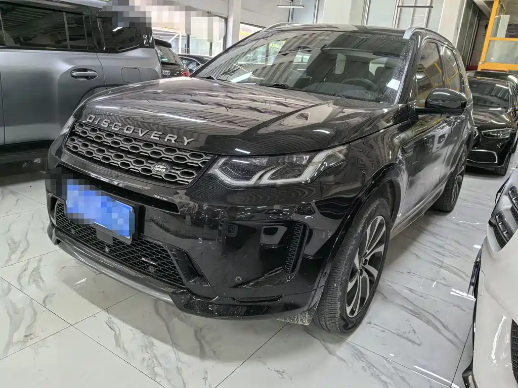 Land Rover Discovery Sport 2023 — фото 1