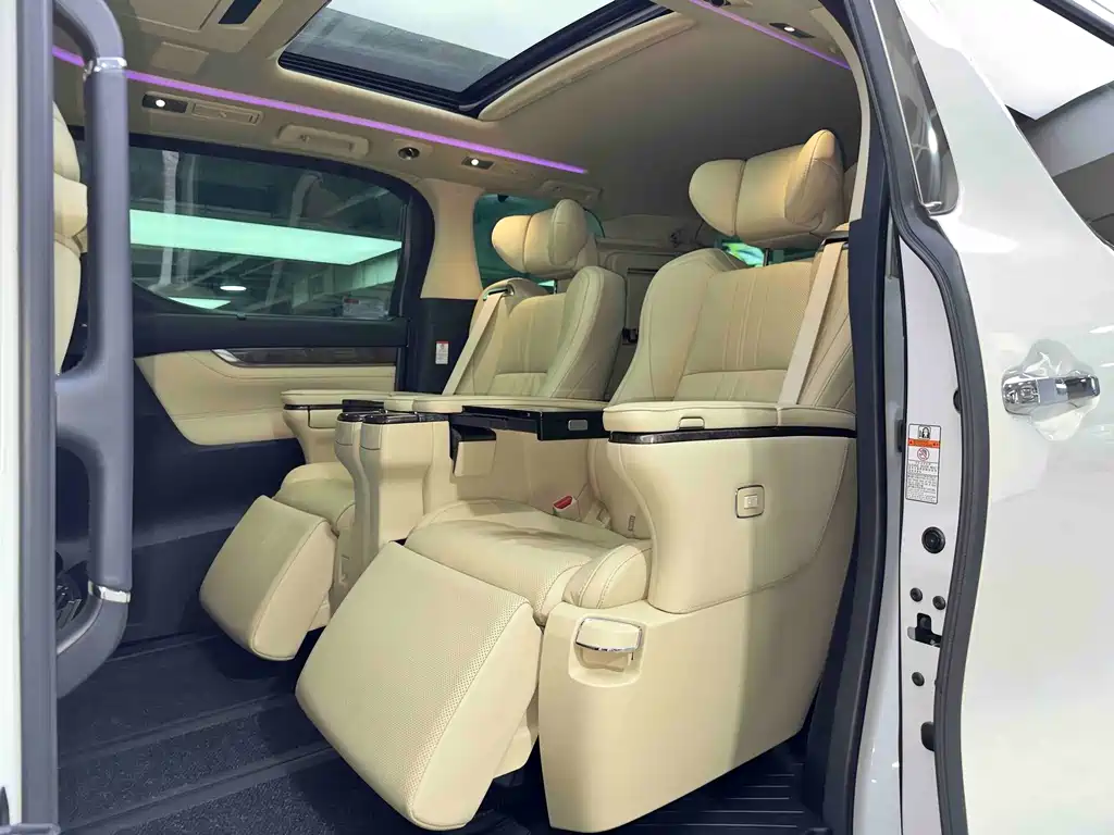 Toyota Wilfa 2022 — фото 17