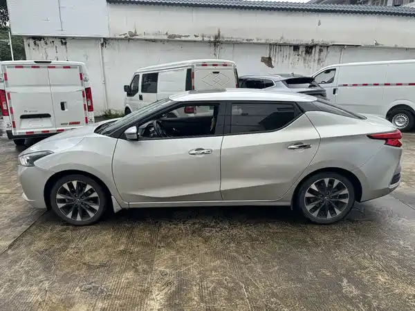 Nissan Bluebird 2016