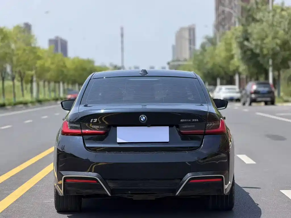 BMW i3 2025 — фото 8