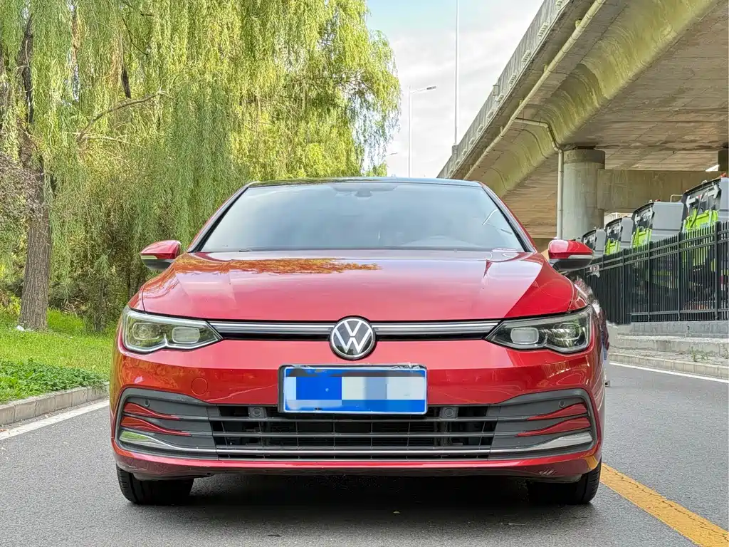 Volkswagen Golf 2021