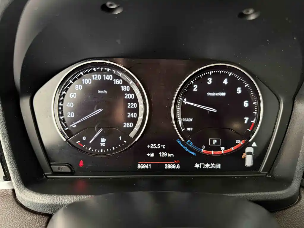BMW X1 2022 — фото 18