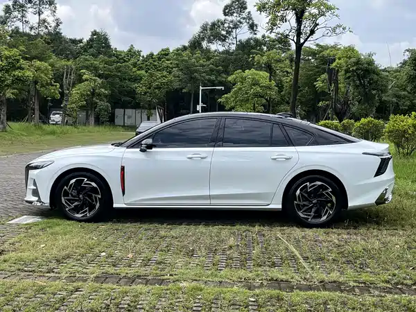 Hongqi H6 2023