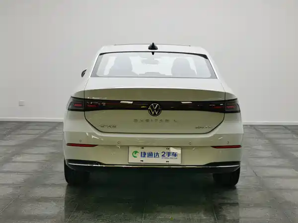 Volkswagen Sagitar 2025