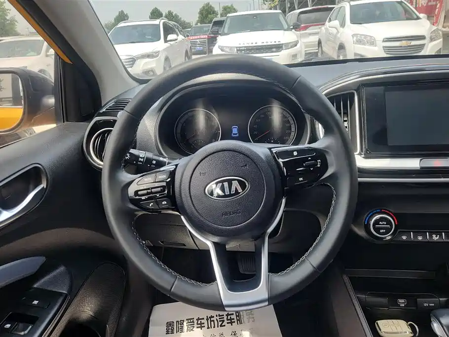 Kia KX1 2021 — фото 15