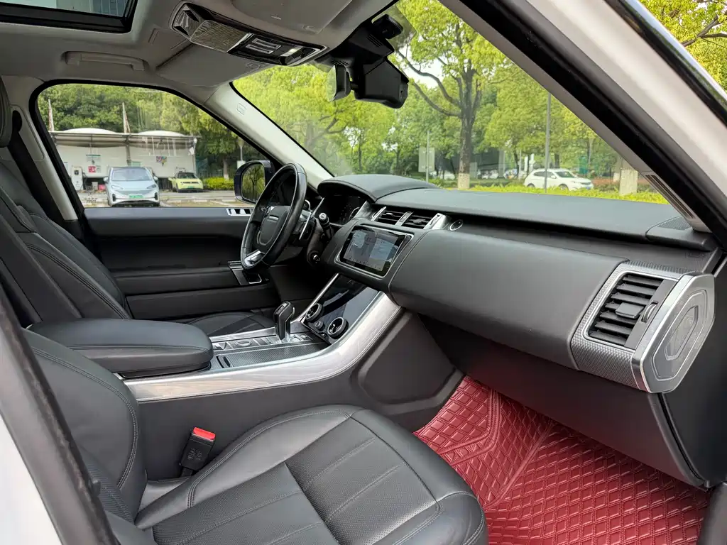 Land Rover Sport 2019 — фото 16
