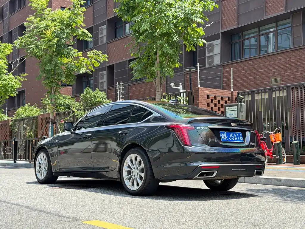 Cadillac CT5 2022 — фото 4