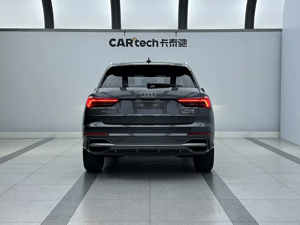 Audi Q3 2022 — фото 15