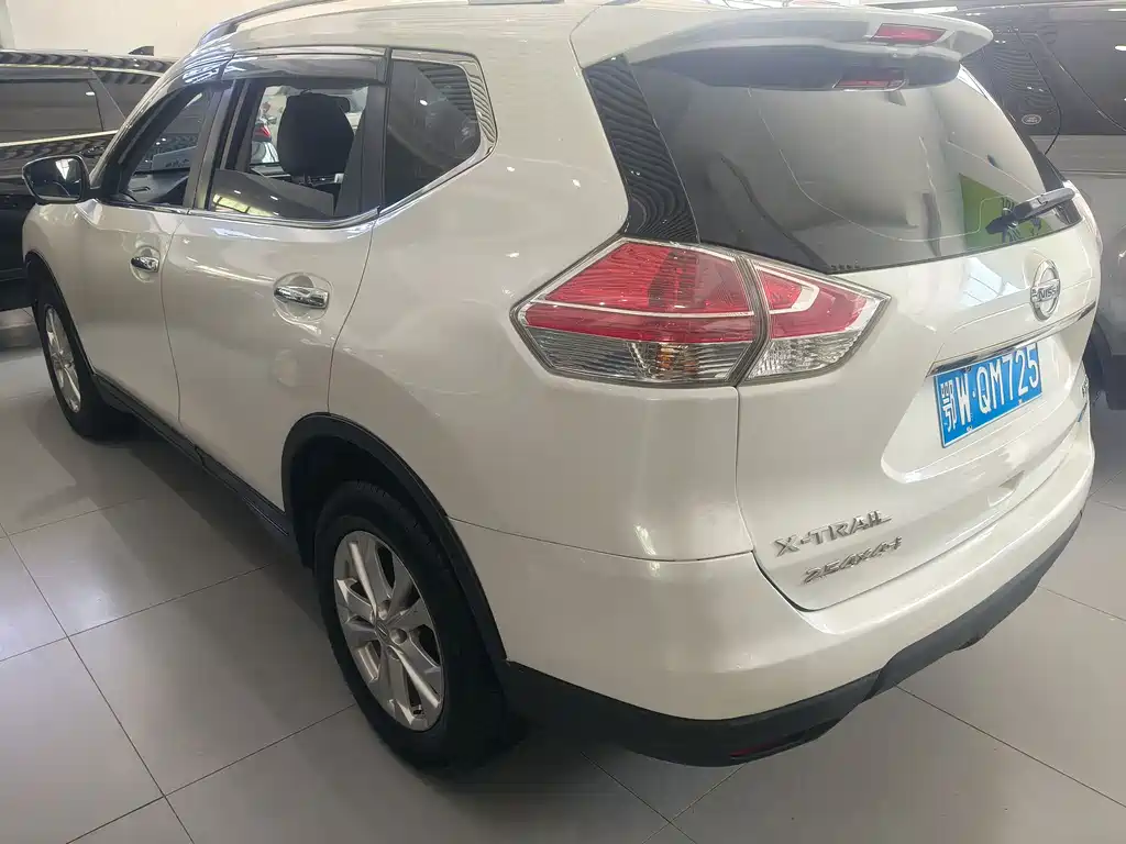 Nissan X-Trail 2015 — фото 10
