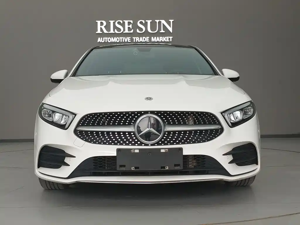 Mercedes-Benz A-Class 2021 — фото 2