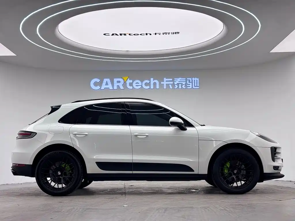 Porsche Macan 2019 — фото 8