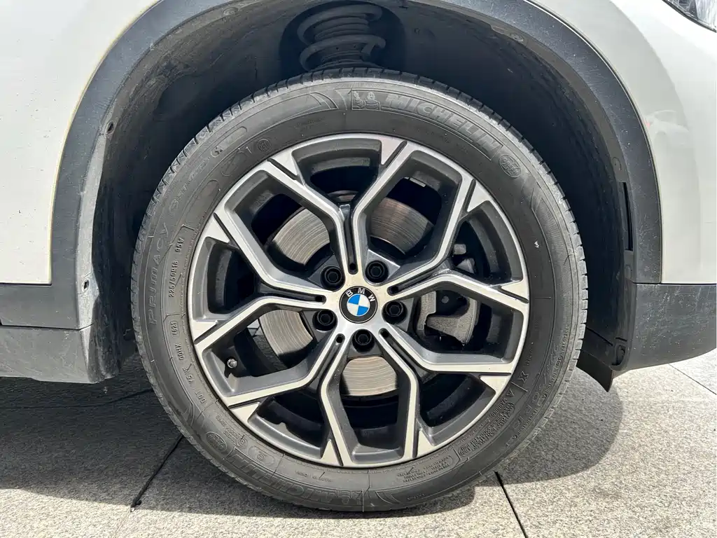 BMW X1 2022 — фото 8