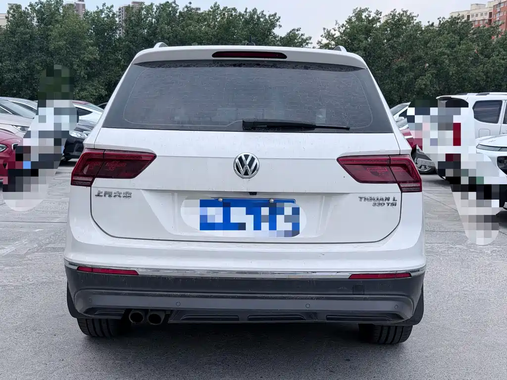 Volkswagen Tiguan L 2017 — фото 11