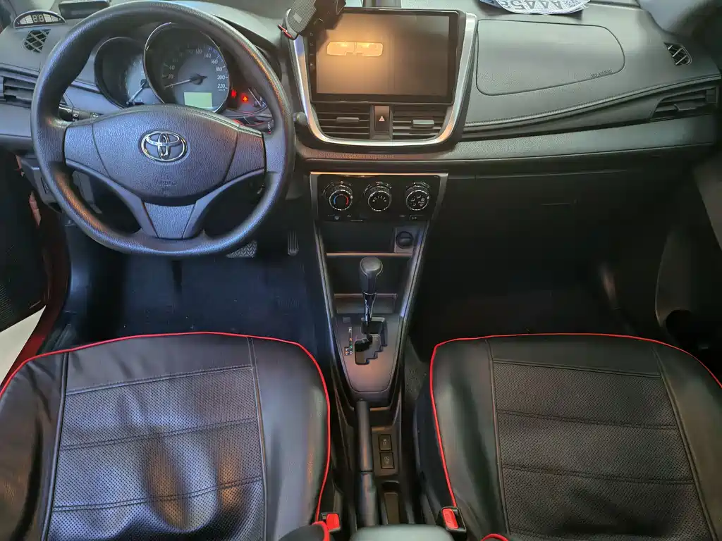 Toyota Yaris L 2018 — фото 7