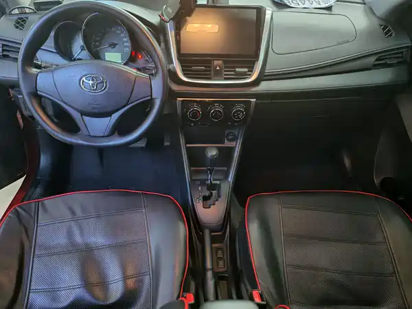 Toyota Yaris L 2016