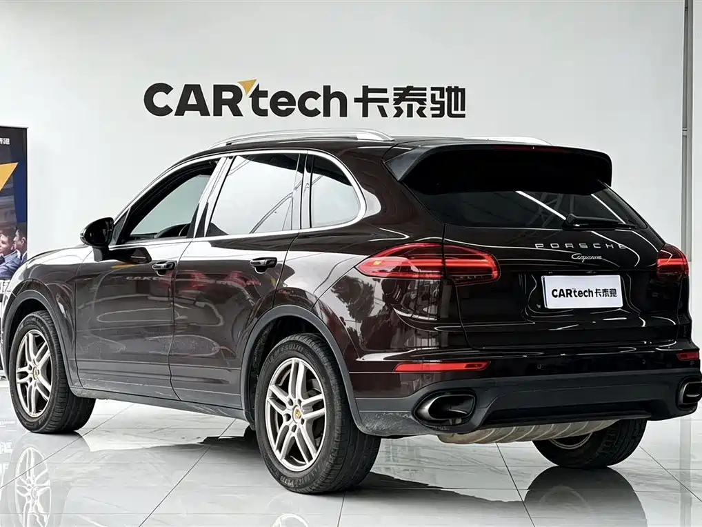 Porsche Cayenne 2015 — фото 6