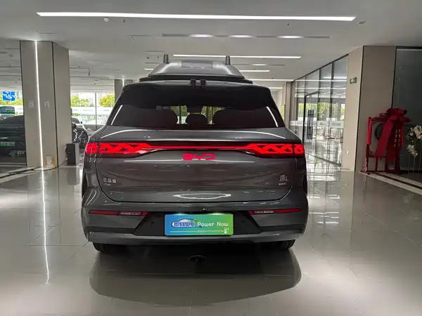 BYD Tang L 2025