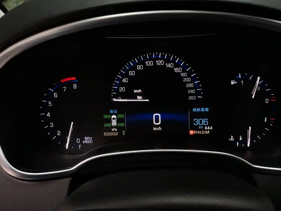 Cadillac SRX 2016 — фото 14