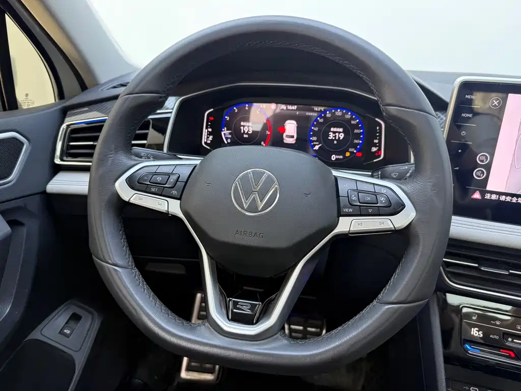 Volkswagen Tiguan L 2024 — фото 16