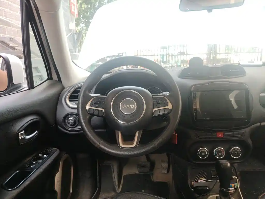 Jeep Renegade 2018