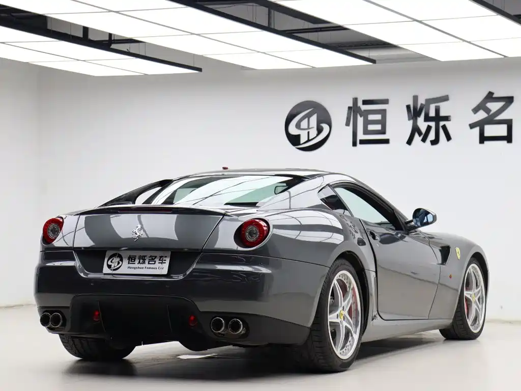 Ferrari 599 2010 — фото 16