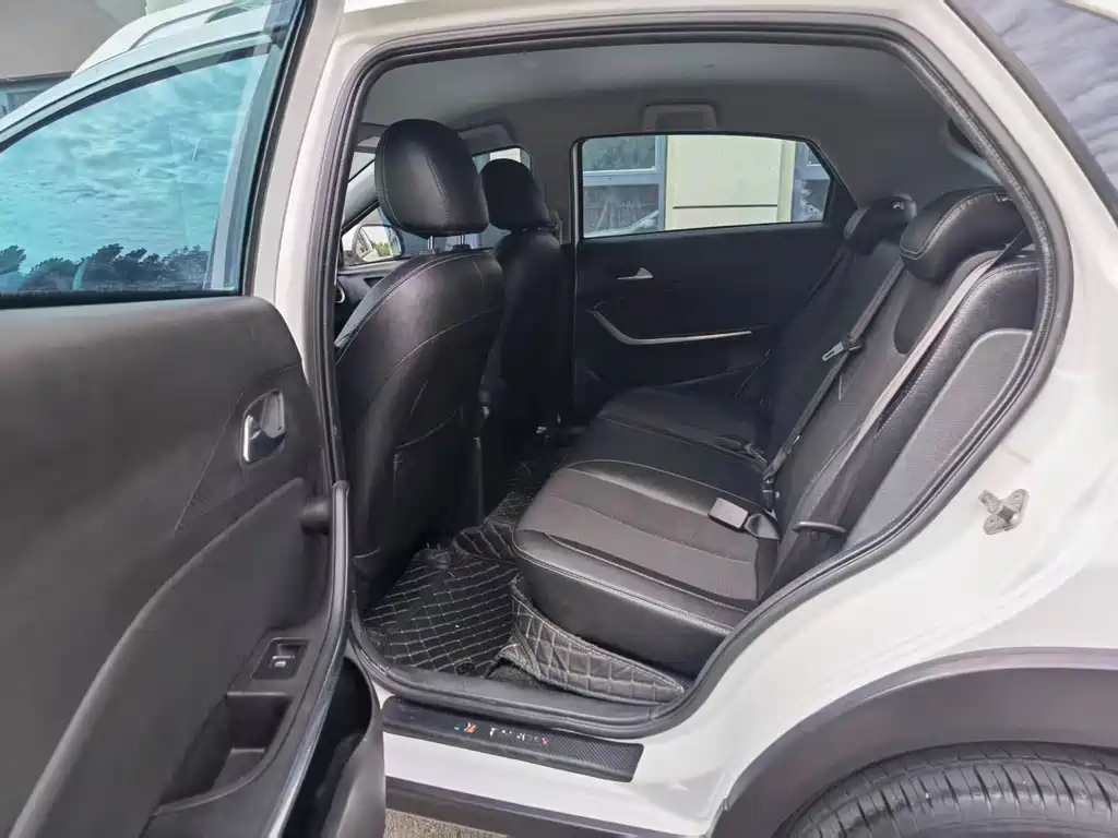 Chery Tiggo 3x 2021 — фото 16
