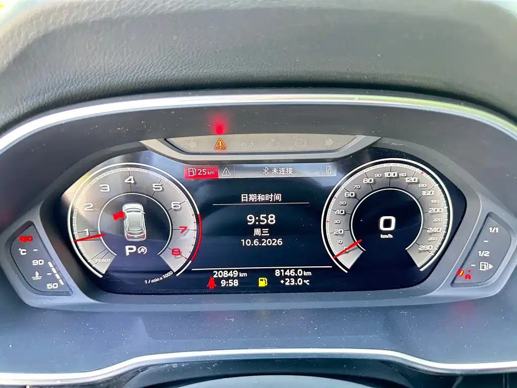 Audi Q3 2023 — фото 10