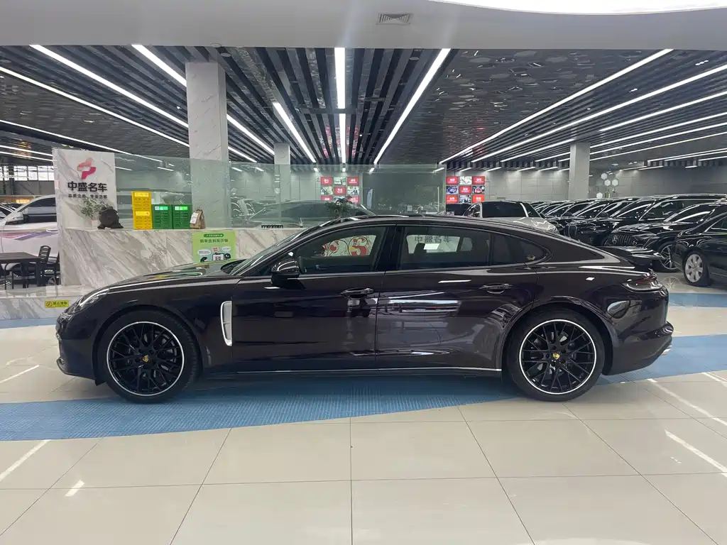 Porsche Panamera 2022