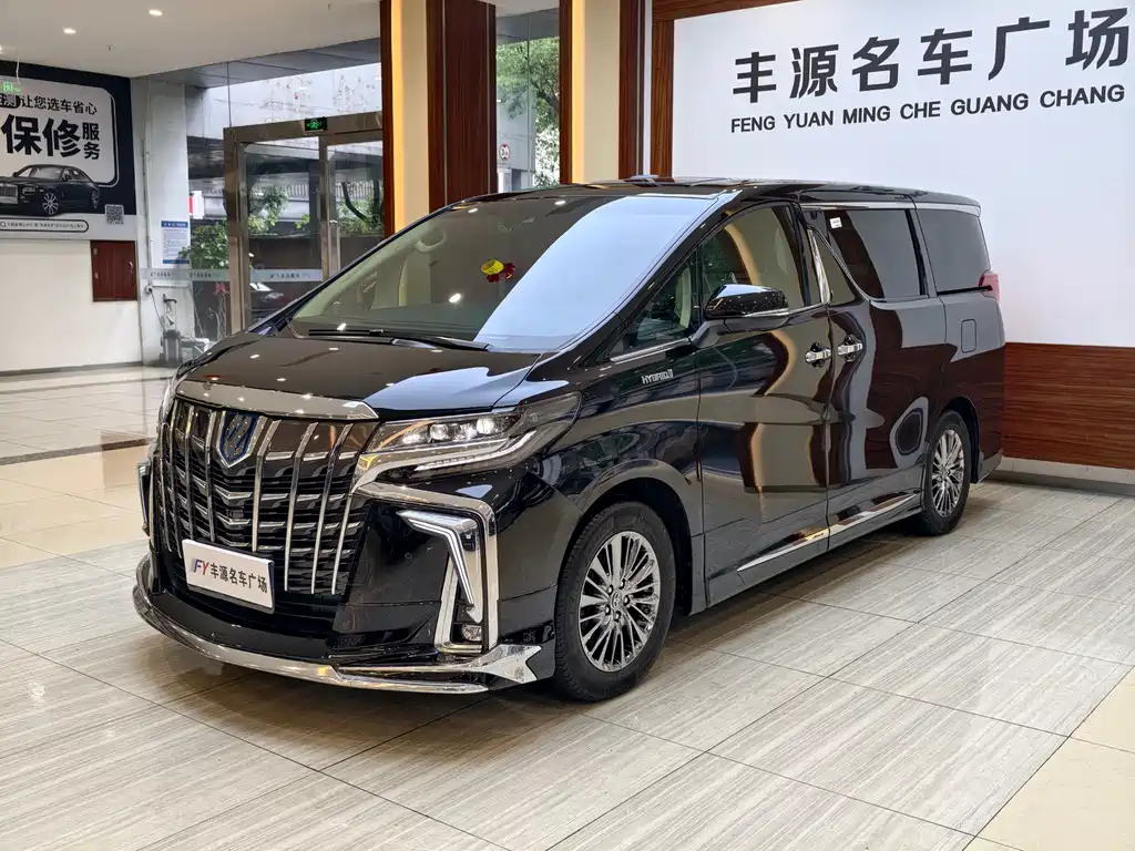 Toyota Alphard 2023 — фото 1