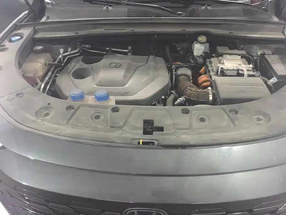Changan UNI-K Smart Electronic Idd 2023 — фото 10