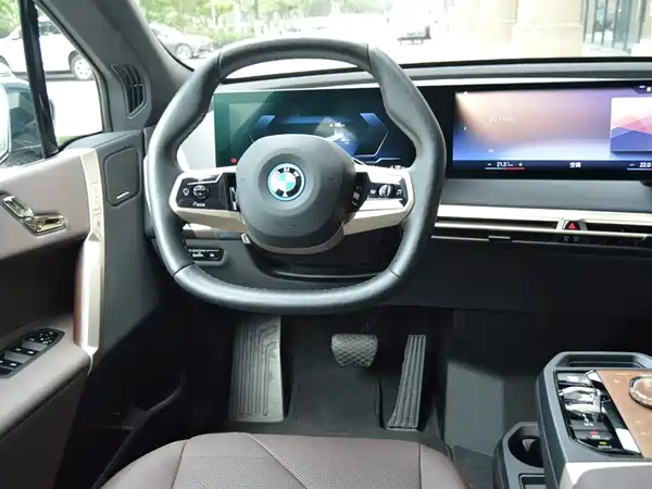 BMW iX 2024