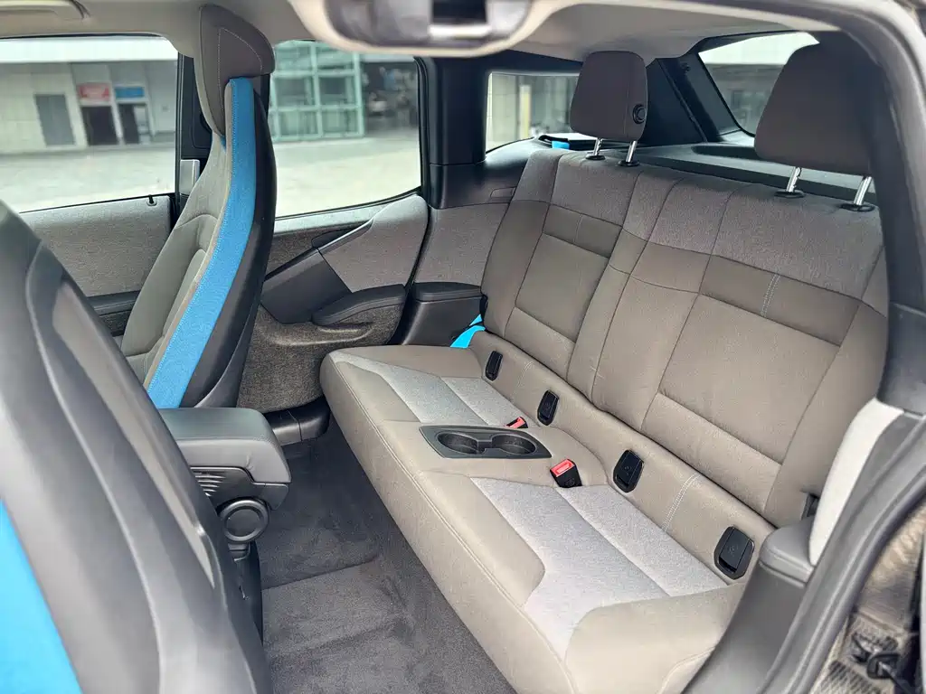 BMW i3 2019 — фото 14
